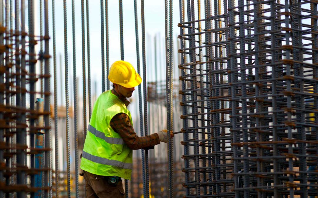 Case Study | Cepsa: Protective Equipment Detection using Video Analytics